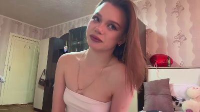 SuziLarde live cam on Cam4