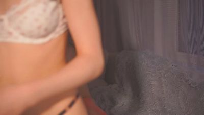 SuzieDrennan live cam on Cam4