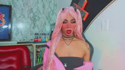 Suzume_mendez live cam on Cam4