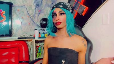 Suzume_mendez live cam on Cam4