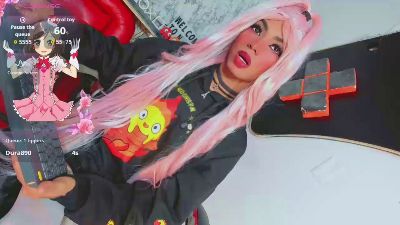 Suzume_mendez live cam on Cam4