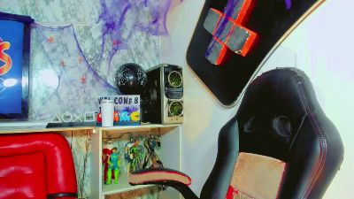 Suzume_mendez live cam on Cam4