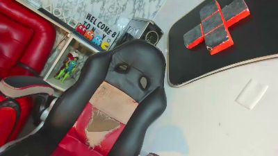 Suzume_mendez live cam on Cam4
