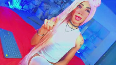Suzume_mendez live cam on Cam4