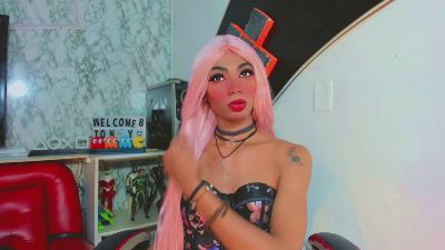 Suzume_mendez live cam on Cam4