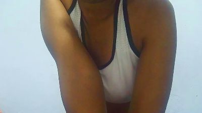 SuzyQueen live cam on Cam4