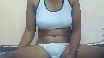 SuzyQueen live cam on Cam4