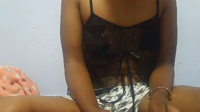 SuzyQueen live cam on Cam4