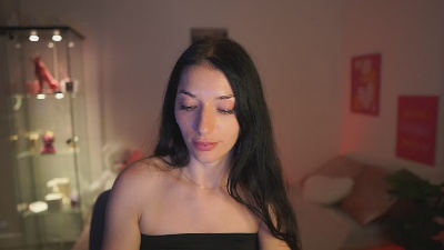 SuzySKy live cam on Cam4