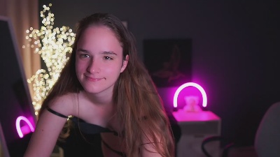 SuzySKy live cam on Cam4