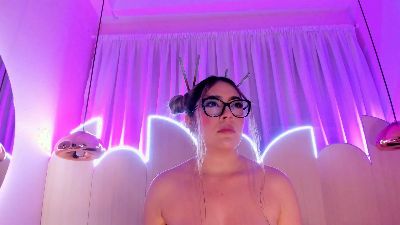 Suzy_Lee live cam on Cam4