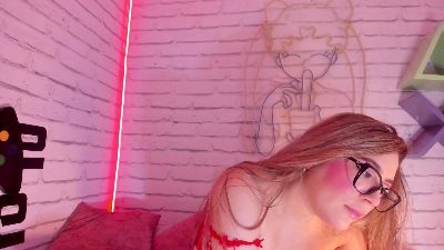 Suzy_Lee live cam on Cam4