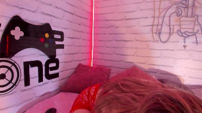 Suzy_Lee live cam on Cam4