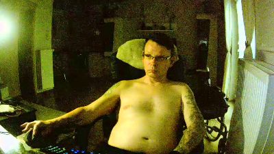 Sven785Phil live cam on Cam4