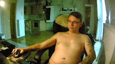 Sven785Phil live cam on Cam4