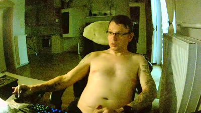 Sven785Phil live cam on Cam4