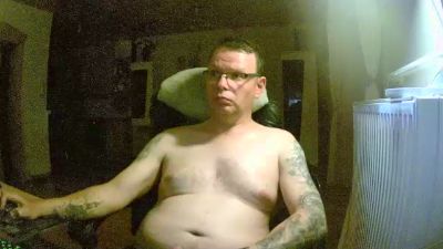 Sven785Phil live cam on Cam4