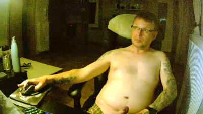 Sven785Phil live cam on Cam4