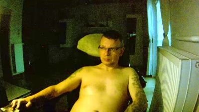 Sven785Phil live cam on Cam4