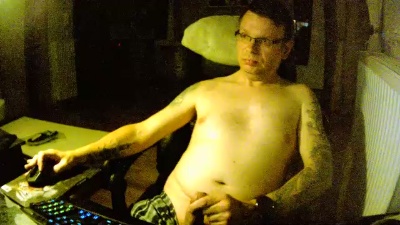 Sven785Phil live cam on Cam4