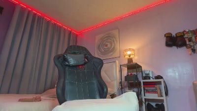 Sweatee_Jiggler live cam on Cam4