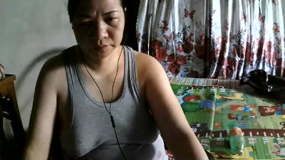 SweetBUTTrouble live cam on Cam4