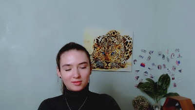 SweetLiana_ live cam on Cam4