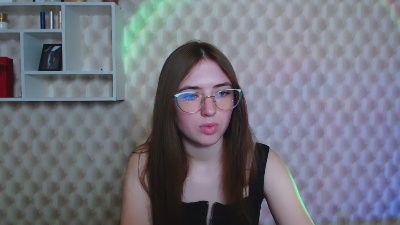 SweetLiana_ live cam on Cam4