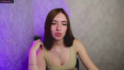 SweetLiana_ live cam on Cam4