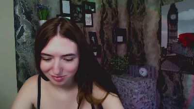 SweetLiana_ live cam on Cam4