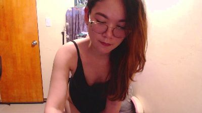SweetLilah live cam on Cam4