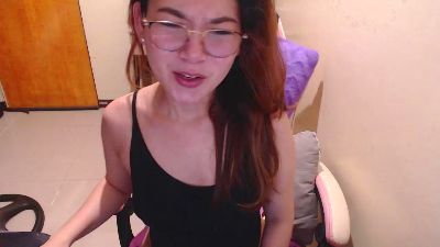 SweetLilah live cam on Cam4