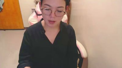 SweetLilah live cam on Cam4