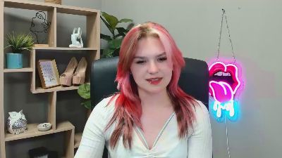 SweetLilyxo live cam on Cam4