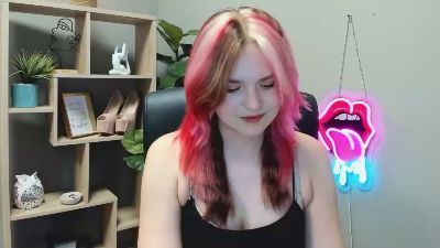 SweetLilyxo live cam on Cam4