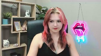 SweetLilyxo live cam on Cam4