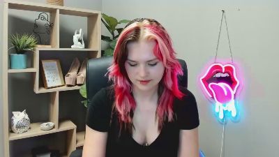 SweetLilyxo live cam on Cam4