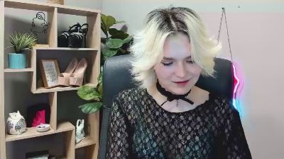 SweetLilyxo live cam on Cam4