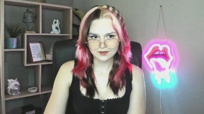 SweetLilyxo live cam on Cam4