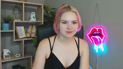 SweetLilyxo live cam on Cam4