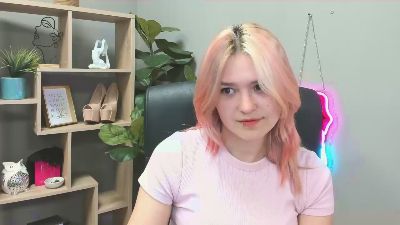 SweetLilyxo live cam on Cam4