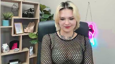 SweetLilyxo live cam on Cam4