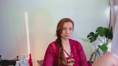 SweetNessa_ live cam on Cam4
