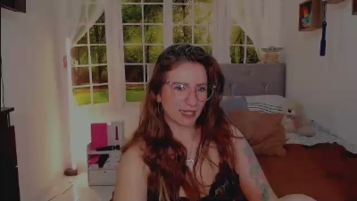 SweetNessa_ live cam on Cam4