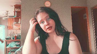 SweetPiggy live cam on Cam4