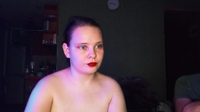 SweetPiggy live cam on Cam4