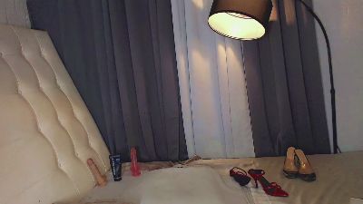 Sweet_Chandrea live cam on Cam4