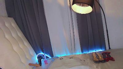 Sweet_Chandrea live cam on Cam4