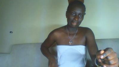 Sweet_Melanin_ live female webcam from Kenya