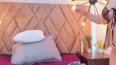 Sweet_Miel_ live cam on Cam4